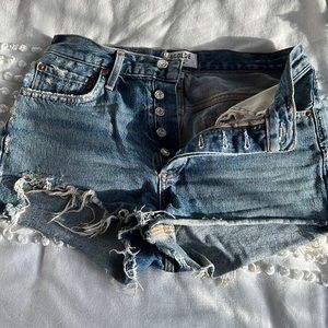 Agolde Parker loose fit cutoff shorts. Color: Rock Steady. Sz 27